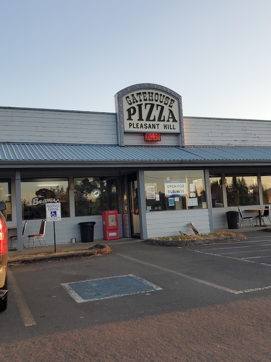 Gatehouse Pizza
